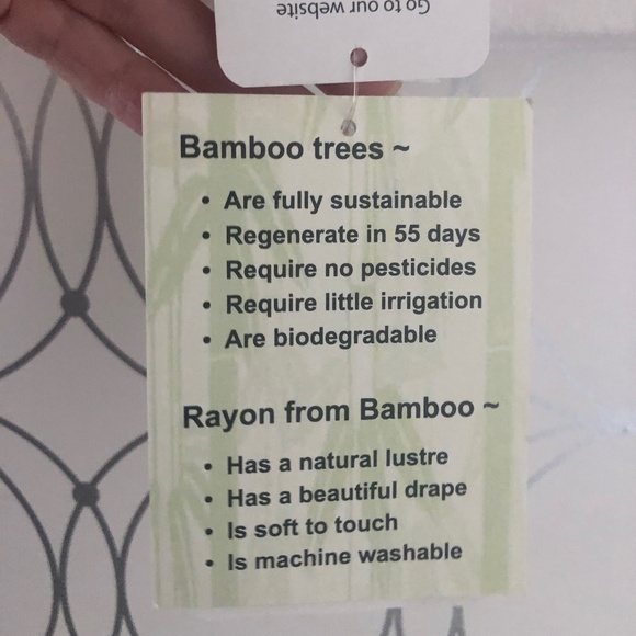 Chloë Angus Design Bamboo Wrap l Made in Vancouver - Picture 13 of 13